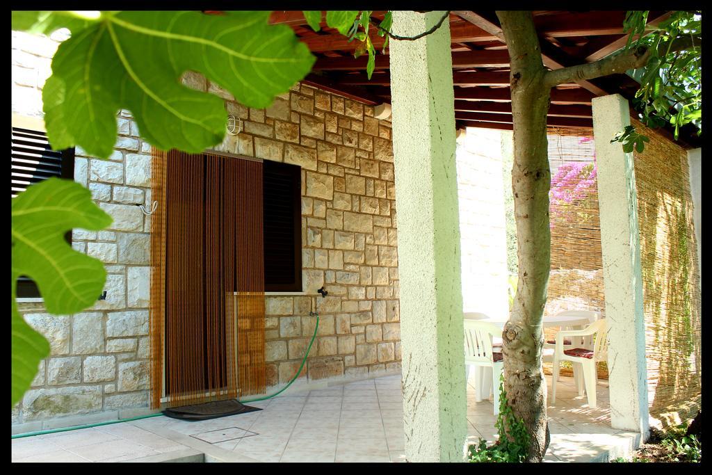 Apartments Boljat Supetar Oda fotoğraf