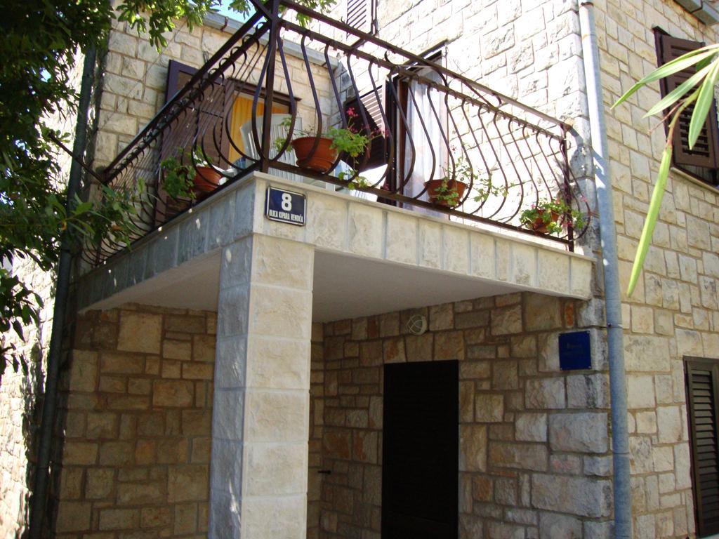 Apartments Boljat Supetar Oda fotoğraf