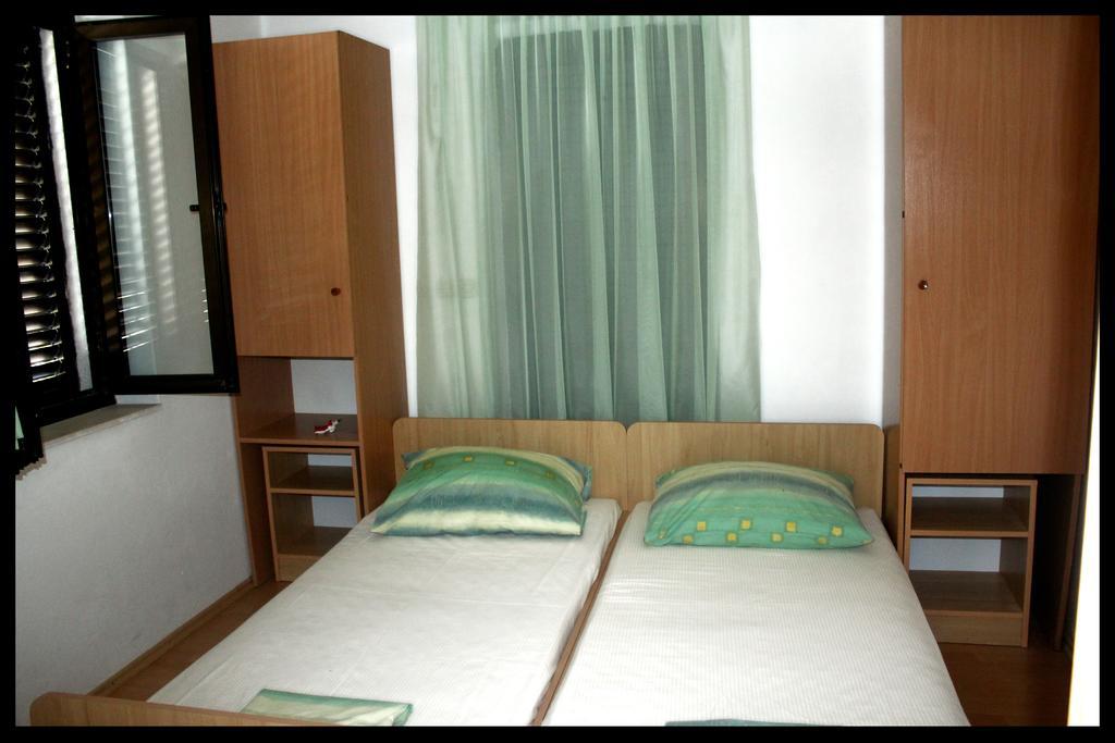 Apartments Boljat Supetar Oda fotoğraf